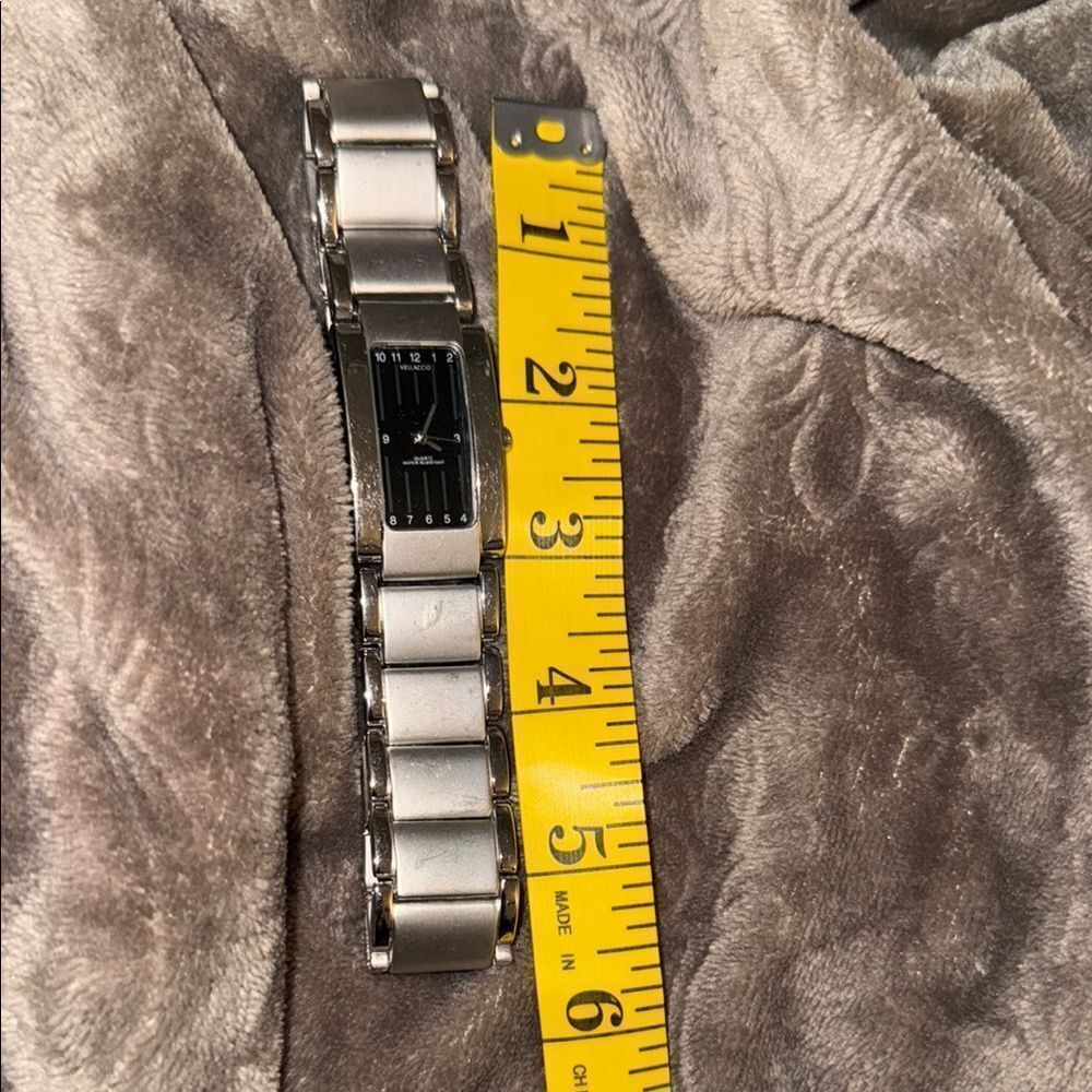 Vellaccio Silver Black Rectangular Watch - Picture 4 of 7